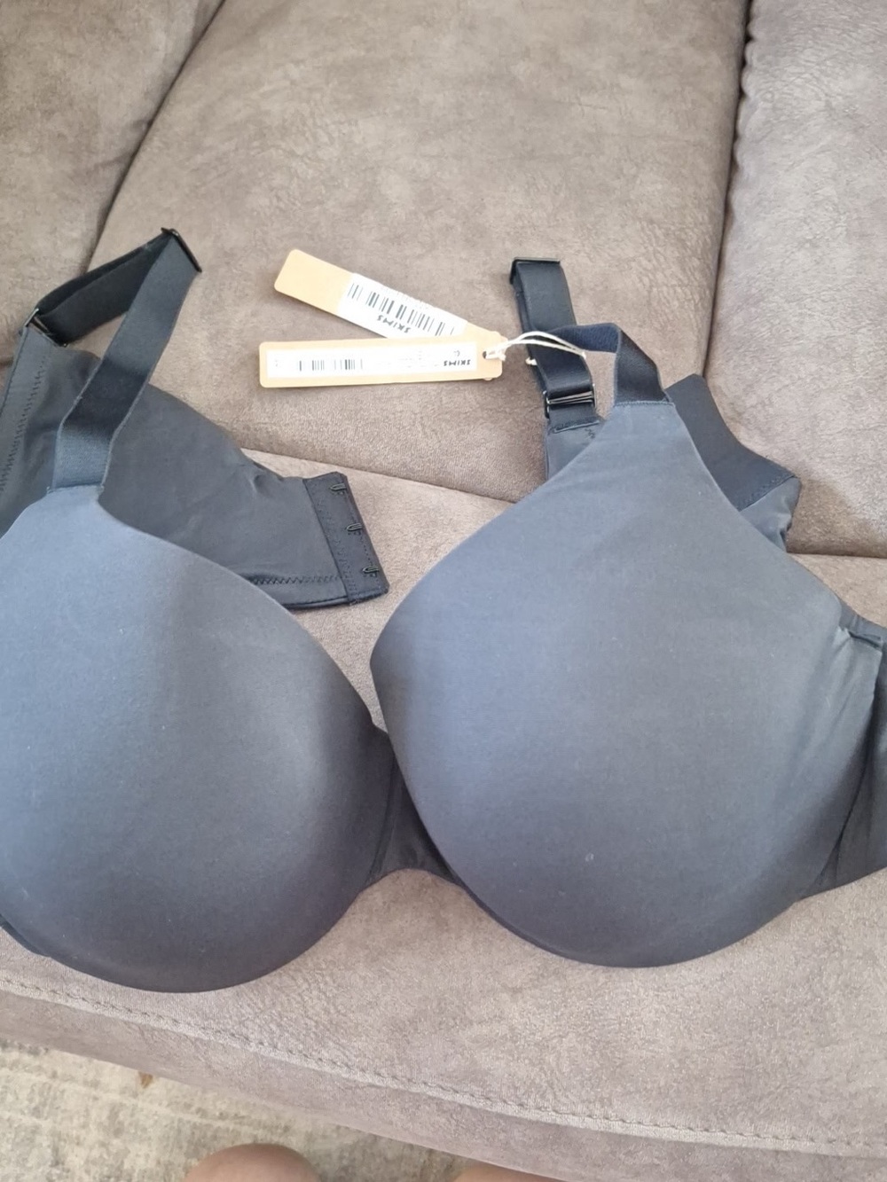 SKIMS Black Molded Full-Coverage Bra